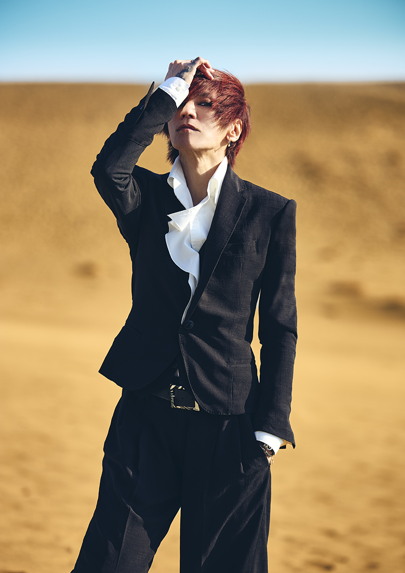 SUGIZO